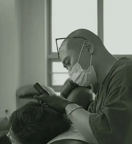 Truedots : Scalp Micropigmentation(SMP) Artist in Toronto (hairline, hair loss clinic)